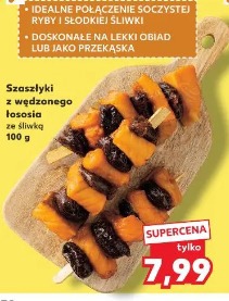 Szaszłyki z wędzonego łososia ze śliwką