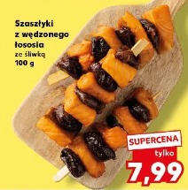 Szaszłyki z wędzonego łososia ze śliwką