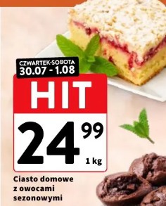 Ciasto domowe z owocami sezonowymi