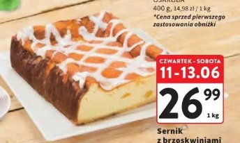Sernik z brzoskwiniami