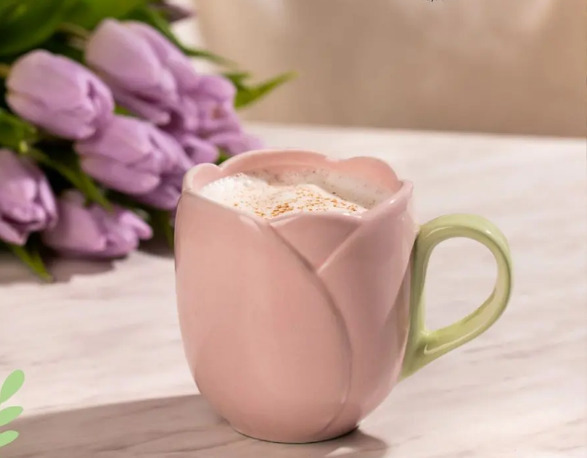 Kubek w kształcie tulipana