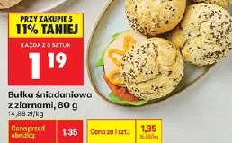 Bułka śniadaniowa z ziarnami