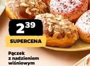 Pączek z nadzieniem wiśniowym