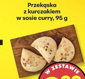 Przekąska z kurczakiem w sosie curry