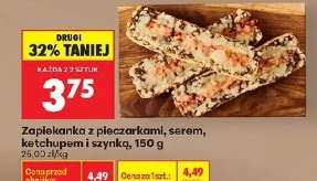 Zapiekanka z pieczarkami, serem, ketchupem i szynką