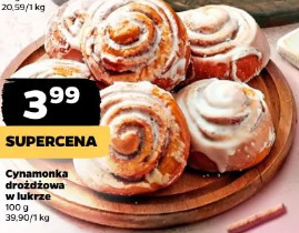 Cynamonka drożdżowa w lukrze