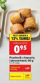 Pasztecik z kapustą i pieczarkami