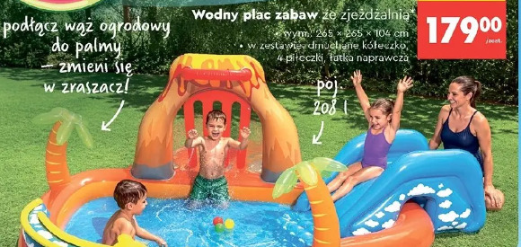 Wodny plac zabaw ze zjeżdżalnią