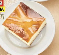 Ciasto: Sernik Ryska, Budyniowiec, Szarlotka Bizon