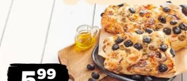 Focaccia z czarnymi oliwkami
