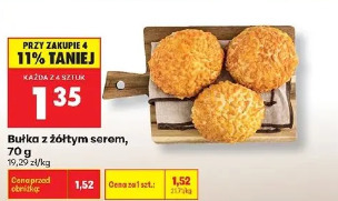 Bułka z żółtym serem