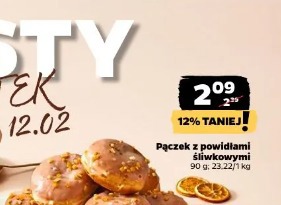 Pączek z powidłami śliwkowymi