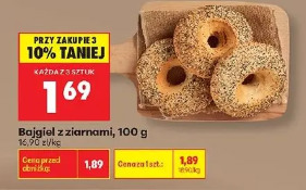 Bajgiel z ziarnami