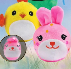 Maskotka w plastikowym jajku różne wzory