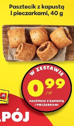 Pasztecik z kapustą i pieczarkami