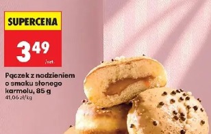 Pączek z nadzieniem o smaku słonego karmelu