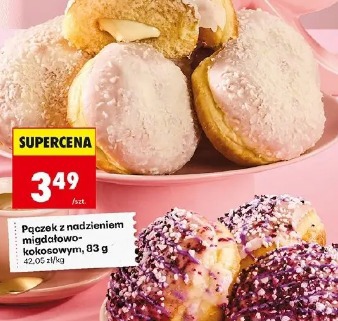 Pączek z nadzieniem migdałowo-kokosowym