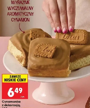 Cynamonka z dekoracją