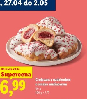Croissant z nadzieniem o smaku malinowym