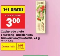 Czekolada biała z matchą i nadzieniem truskawkowym Meltie