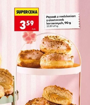 Pączek z nadzieniem z ciasteczek korzennych