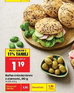 Bułka śniadaniowa z ziarnami