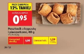 Pasztecik z kapustą i pieczarkami