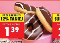 Donut z polewą kakaową