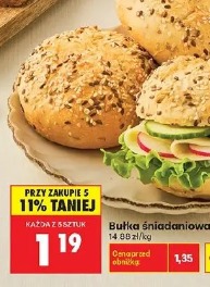 Bułka śniadaniowa z ziarnami