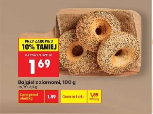 Bajgiel z ziarnami
