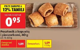 Pasztecik z kapustą i pieczarkami