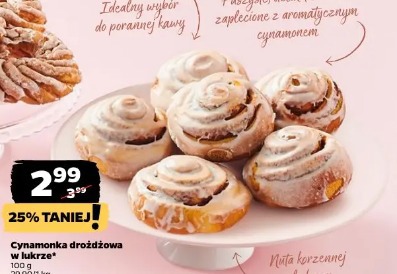 Cynamonka drożdżowa w lukrze