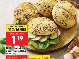 Bułka śniadaniowa z ziarnami