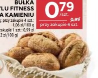 Bułka w stylu fitness na kamieniu