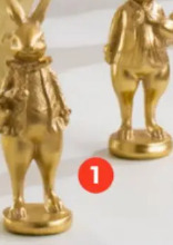 Złota figurka elegancki zając