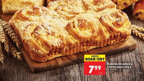 Rwaniec drożdżowy z twarogiem