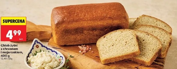 Chleb żytni z chrzanem i majerankiem