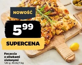 Focaccia z oliwkami zielonymi