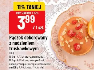 Pączek dekorowany z nadzieniem truskawkowym