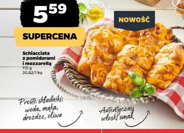 Schiacciata z pomidorami i mozzarellą