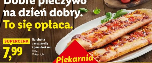 Barchetta z mozzarellą i pomidorami