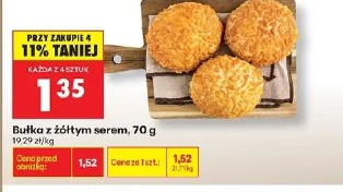 Bułka z żółtym serem